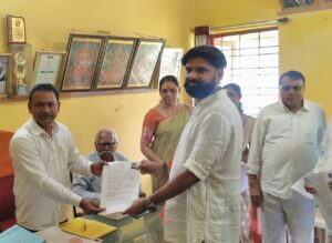 ಹಳಿಯಾಳ: ಒಕ್ಕಲುತನ ಹುಟ್ಟುವಳಿ ಮಾರಾಟ ಸಹಕಾರಿ ಸಂಘ ಚುನಾವಣೆಗೆ BJP…